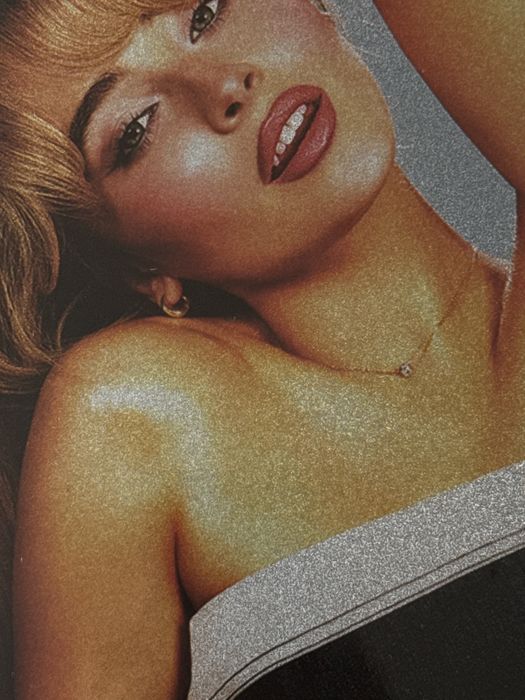Sabrina Carpenter 30K Espresso (2 Year Anniversary Edition)
