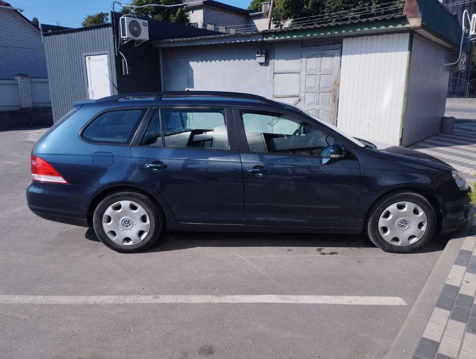 Продам Volkswagen Golf універсал