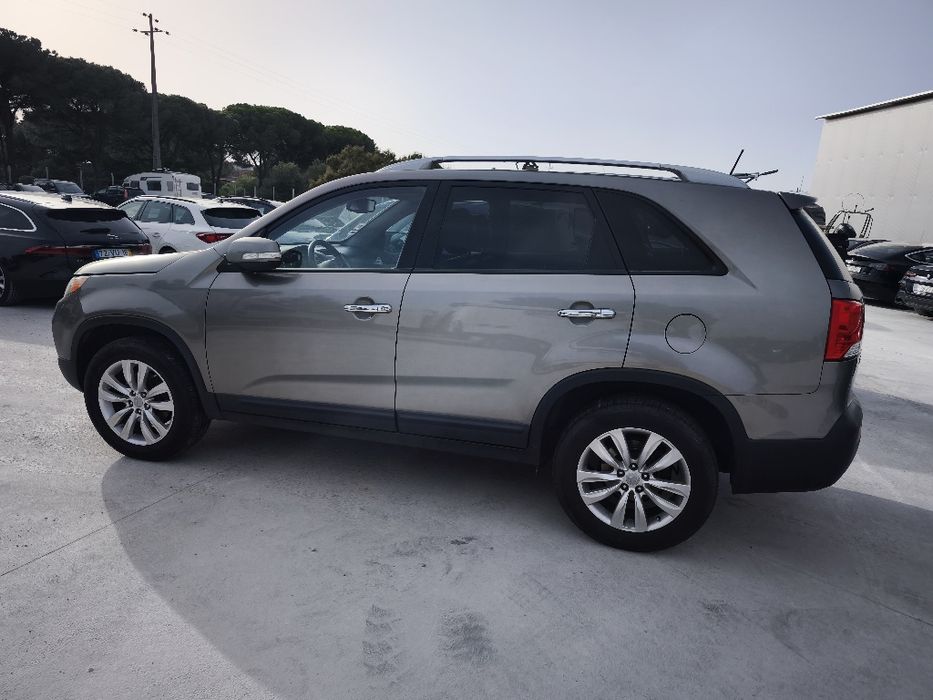 KIA Sorento 2.2 avariado