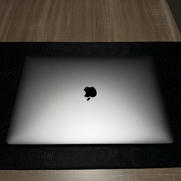 Macbook Pro 15 2019 i9