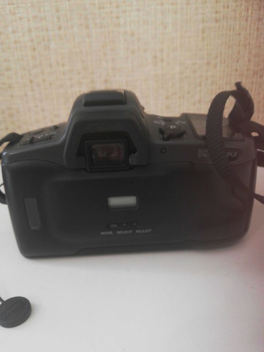 Фотокамера  Minolta Maxxum 550si