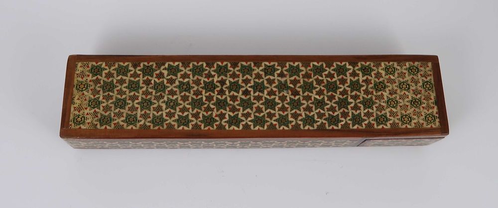 Caixa para lapis marchetaria e pintura manual