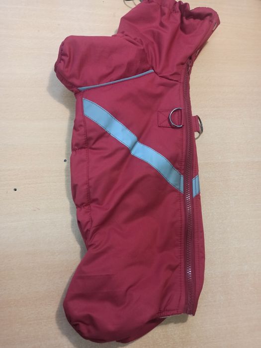 До розпродаж одяг для собак, нове, комбінезони, жилетки, тощо...