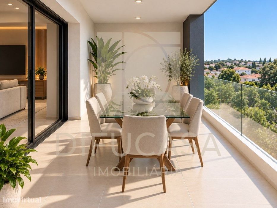 R371 - Apartamento T3 com 2 Varandas, Suíte +2 Parqueamentos | Pinh...