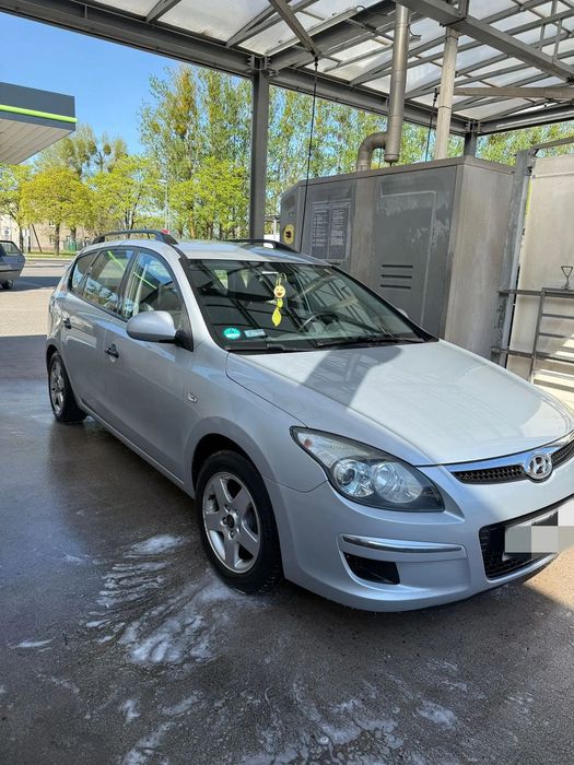 Hyundai I30 Hyundai i30 Kombi 1.6 CRDi 90KM – ekonomiczne i niezawodne auto!