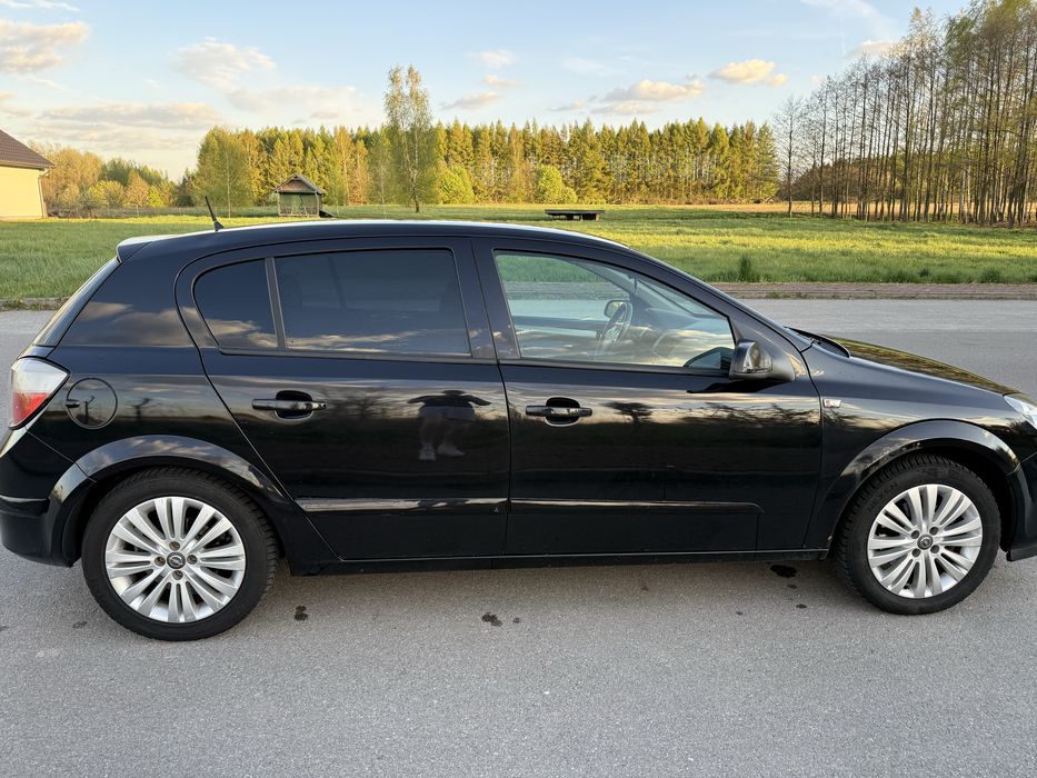 Opel Astra H 1.6 2004.