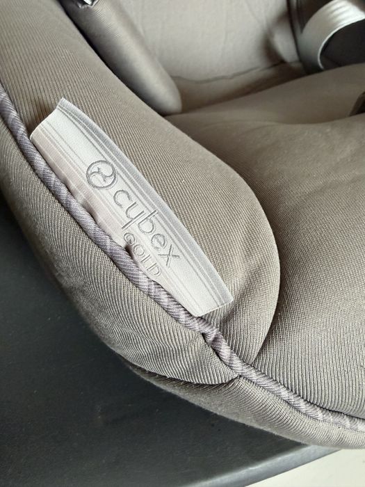 Fotelik obrotowy Cybex Gold Sirona
