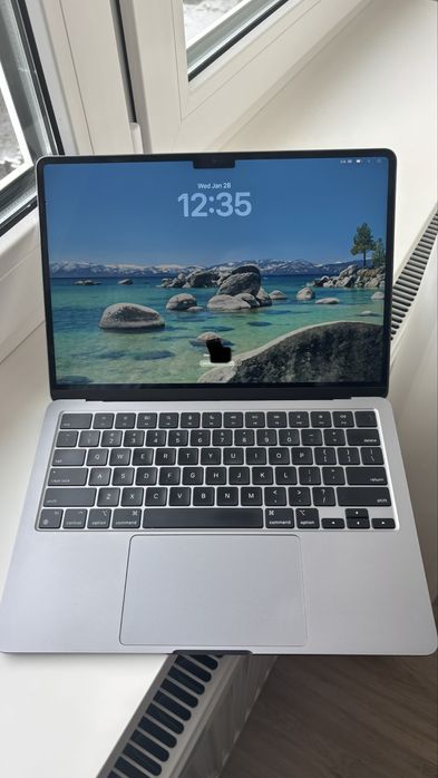 MacBook Air M2 - A2681