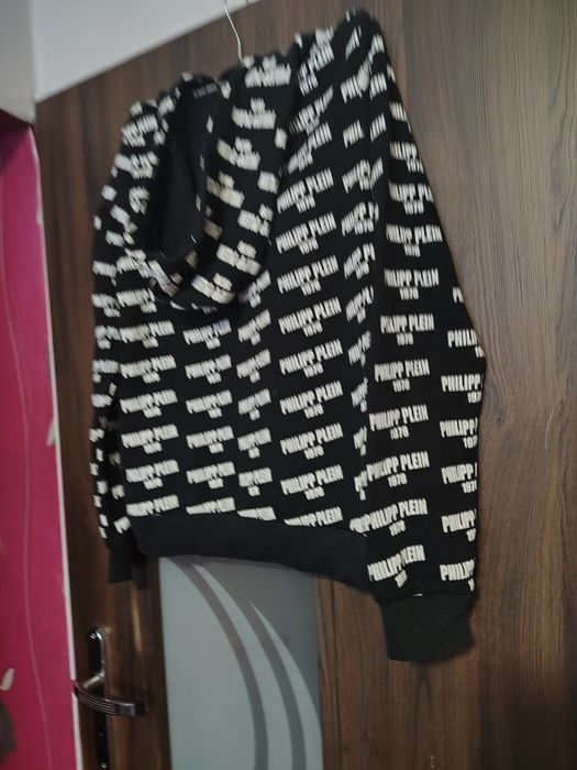 Bluza z kapturem r.l