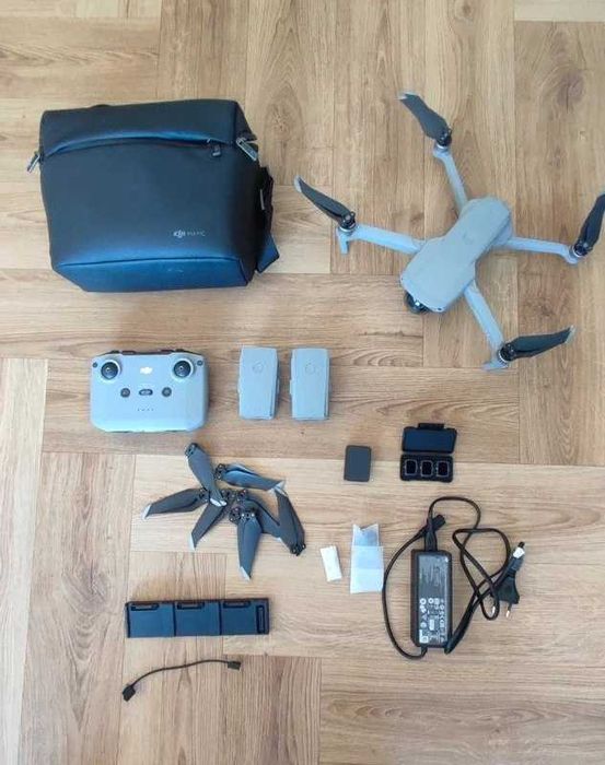 DJI Mavic Air 2 fly more combo.