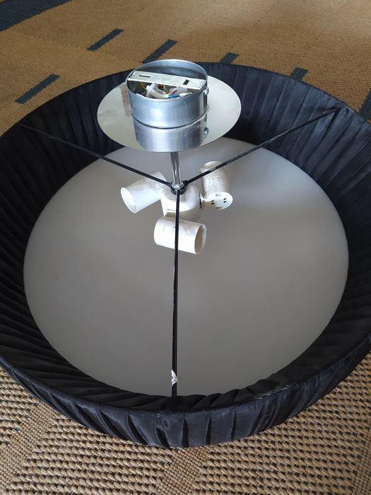 Duże lampy sufitowe