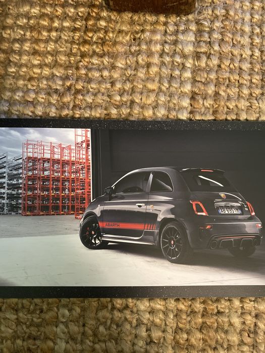 Catálogo Abarth 695 XSR yamaha edition. Versão italiana