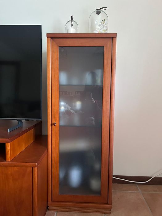 Conjunto móvel de sala com mesa de centro