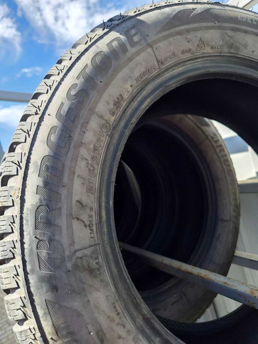 Зимові шини Bridgestone
