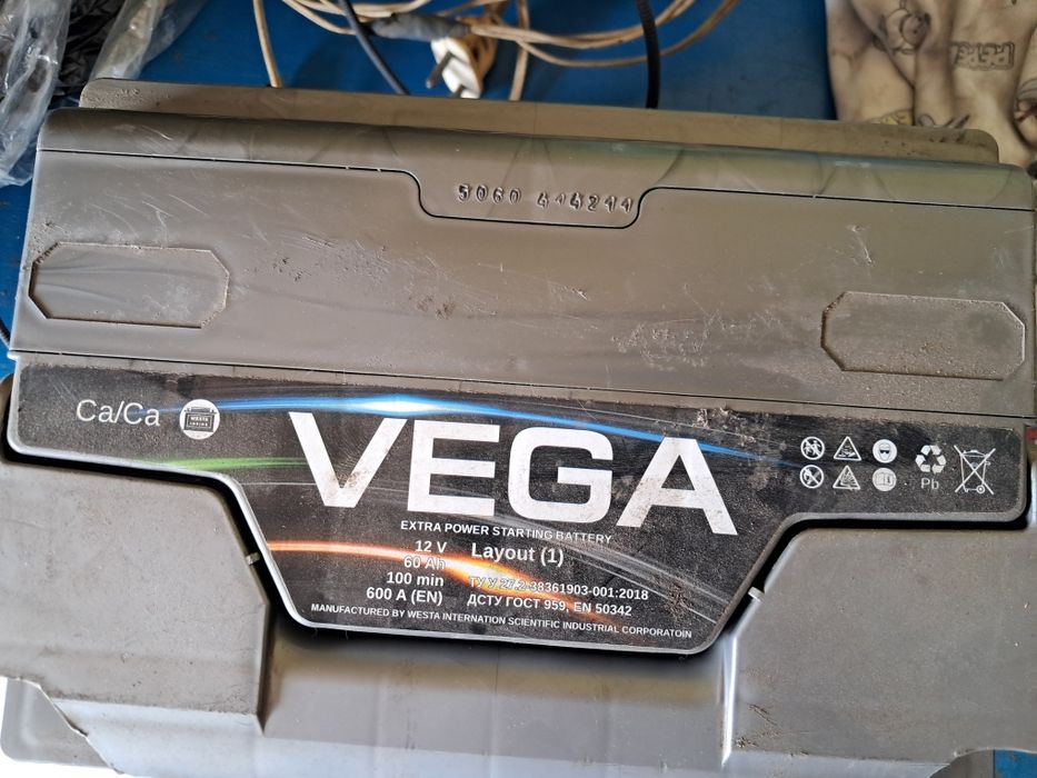 Продам АКБ. 12V. 60a/h.600A(EN).