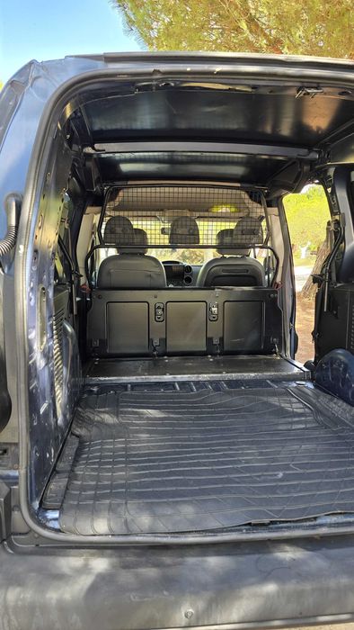 Peugeot Partner 5 lugares versão  longa