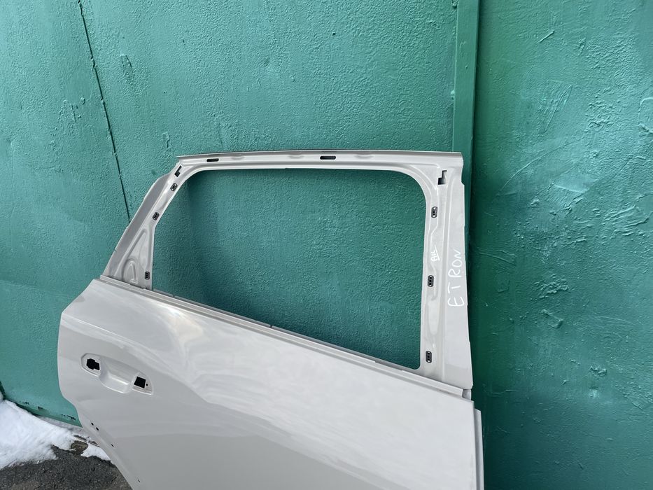 Двері праві ауді є трон e tron 4ke