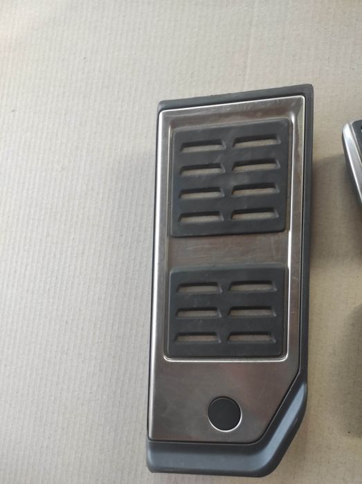 Audi q7,audi q8,vw touareg 4m1864777
