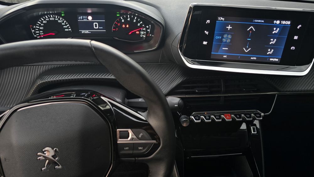 Peugeot 208 2023 com garantia