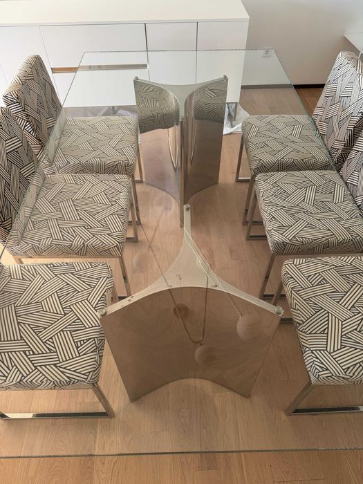 Conjunto de 6 cadeiras para mesa de jantar com padrão e base de inox