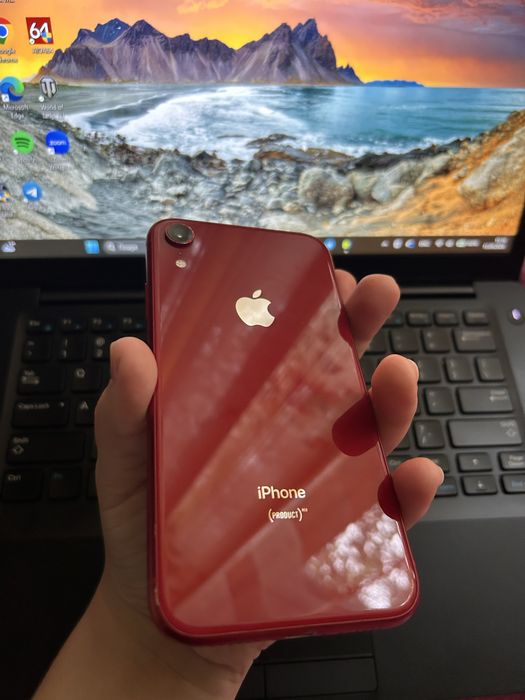 IPhone XR, 128Gb, red