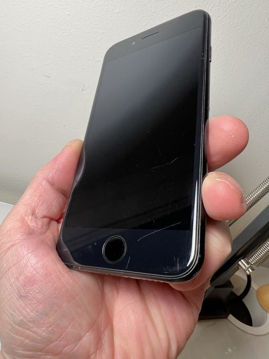 Iphone se 2020 під ремонт #1159