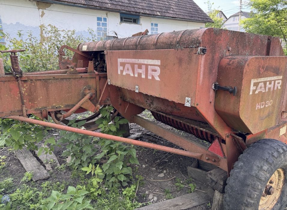 Тюкач Deutch Fahr