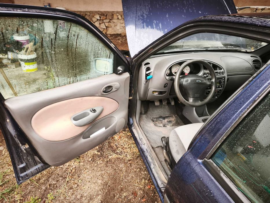 Ford fiesta baixa quilometragem