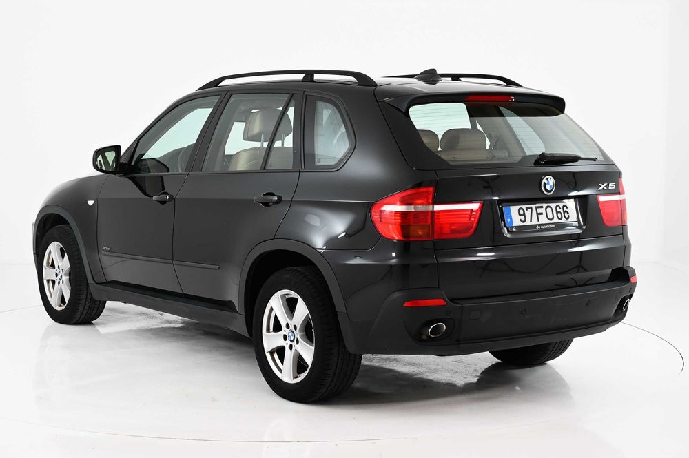 BMW X5 3.0 SD - Caixa Automática, Potente e Confortável