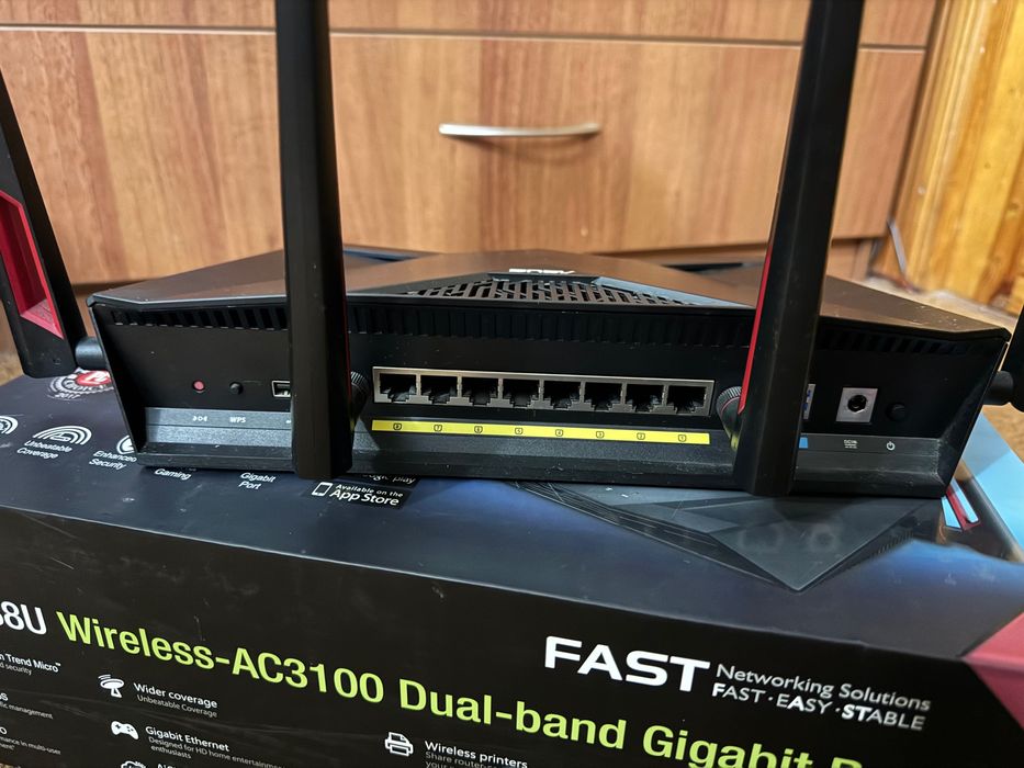 Потужний ігровий роутер Asus RT-AC88U (AC3100) – 8 портів