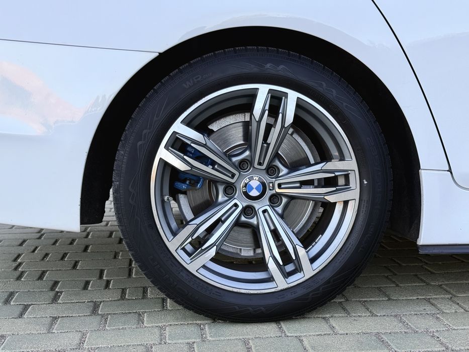 BMW 528i xDrive M Package