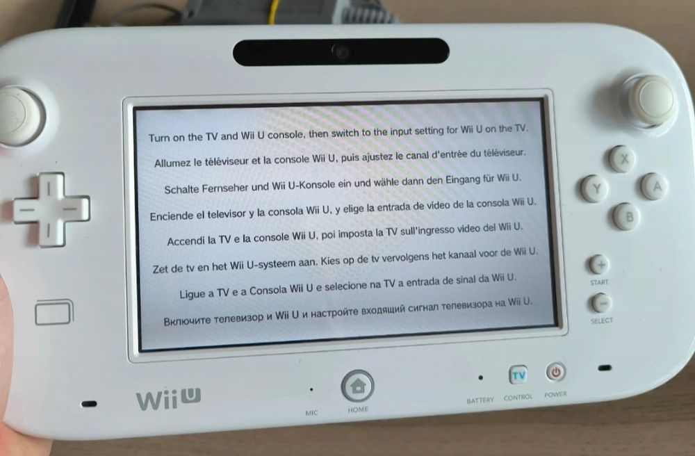 Nintendo Wii U Branca 8GB + jogo Nintendo Land