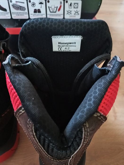 Brytyjskie Buty ochronne zimowe Honeywell Ballast Evo S3 HI CI SRC  r.
