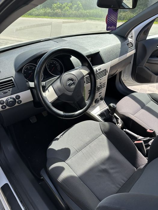 opel astra h універсал