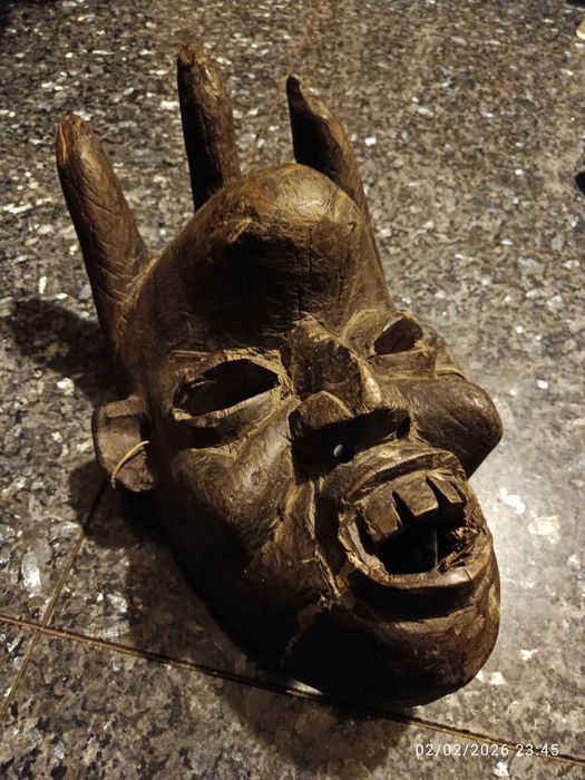 Máscara tribal Bamiléké Camarões 40 cm Anos 20