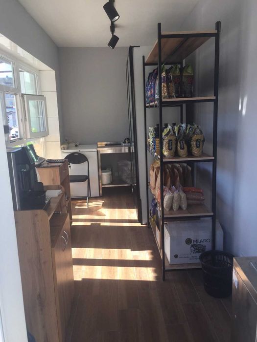 Продам торгове приміщення по вул. Ярмаркова(біля ринку)