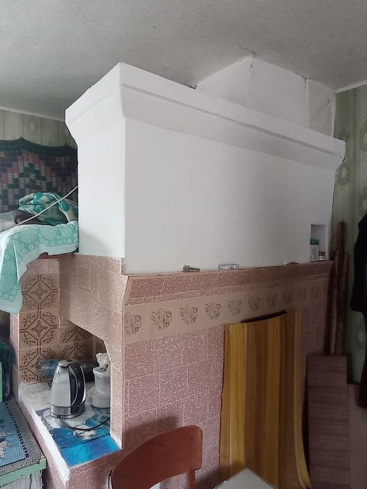 Будинок в 100км від Київа. Село Чемер.