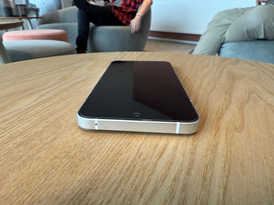Nothing phone 2 Stan 9/10
