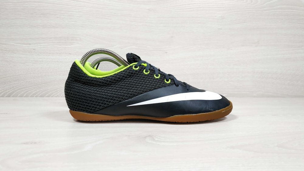 Футбольні кросівки футзалки бампи Nike Mercurial оригінал, розмір 40.5