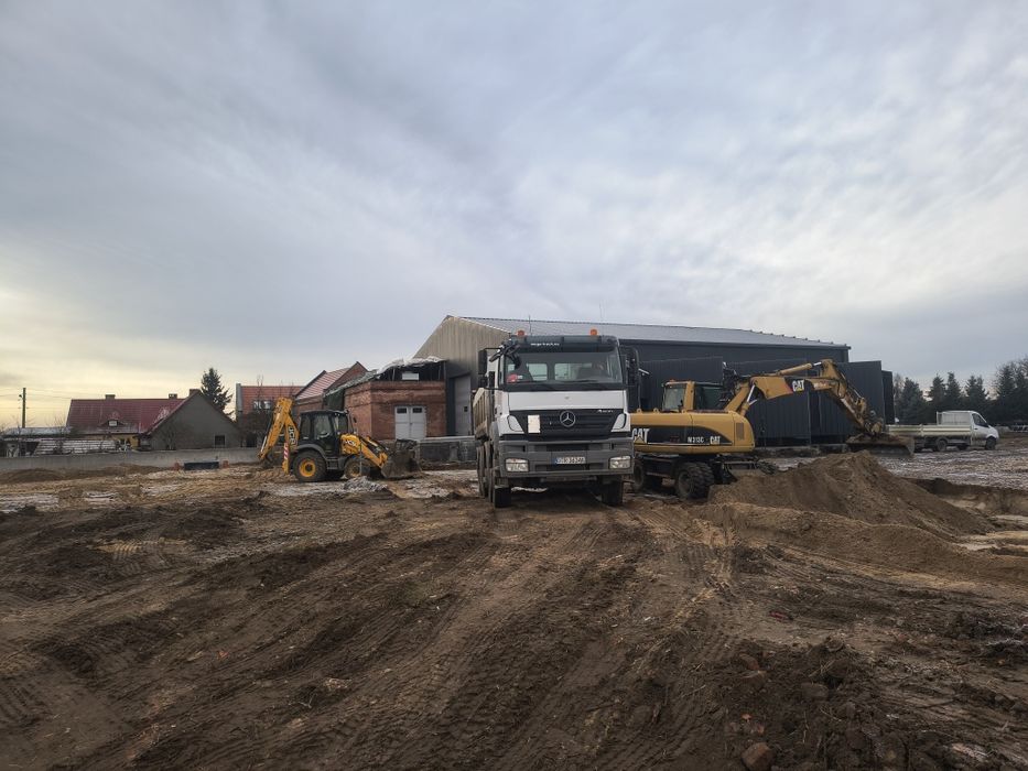 KĘDZIORA Roboty Ziemne Wykopy, Niwelacje, Wyburzenia, Transport