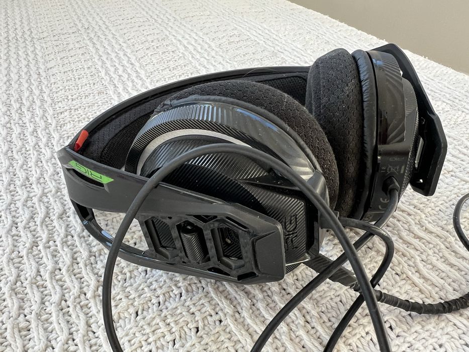 przewodowe z mikrofonem Plantronics RIG 400 Nauszne czarne