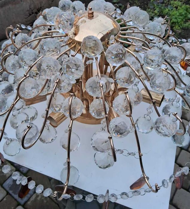 Продам кришталеві люстри