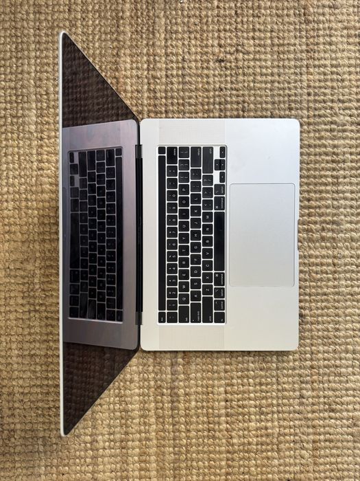 macbook pro ecra estragado