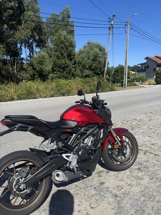 Honda CB125R 2024