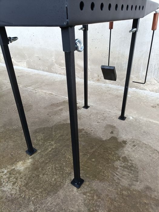 Мангал 4мм гриль барбекю на ніжках на 11 шампурів