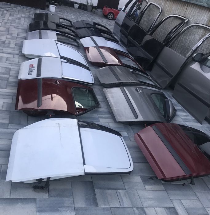 Двері ліві перед , дверь ліва задня skoda roomster 9102 срібло, замок