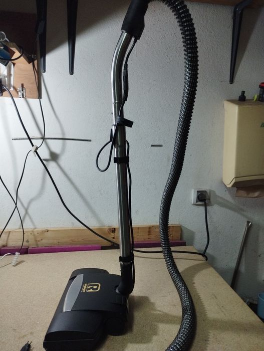 Vassoura motorizada Rainbow