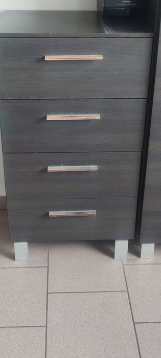 Komoda z szufladami ,szafka i szafa słupek , komplet