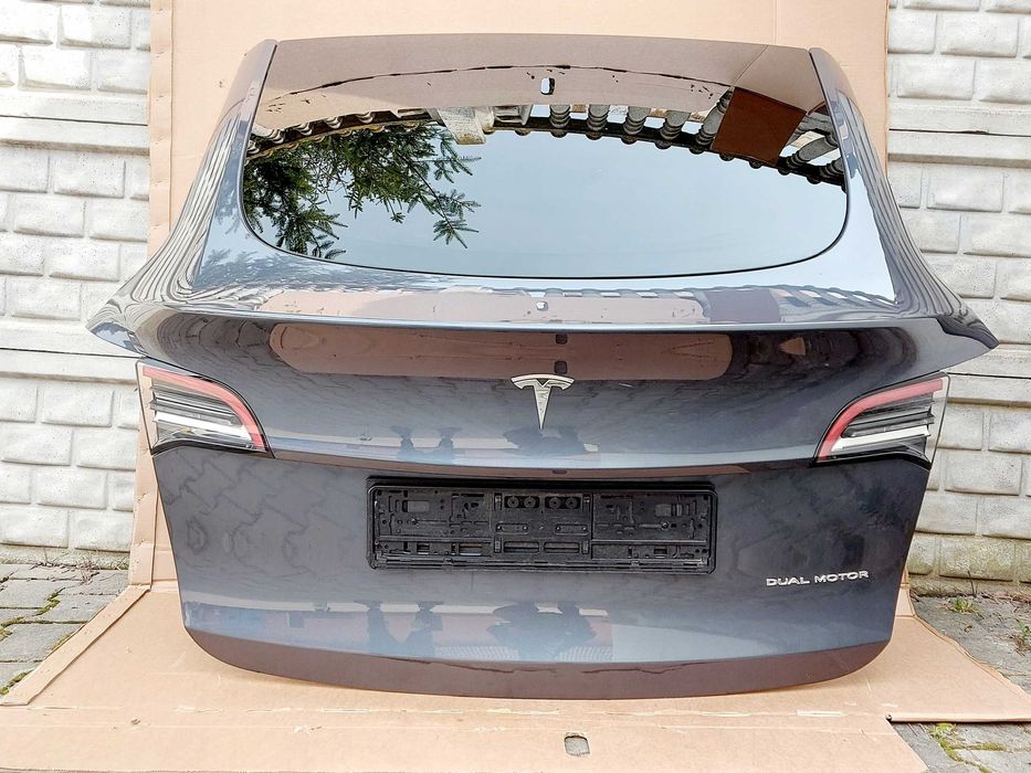 Tesla Model Y кришка багажника ляда рест дорест розборка