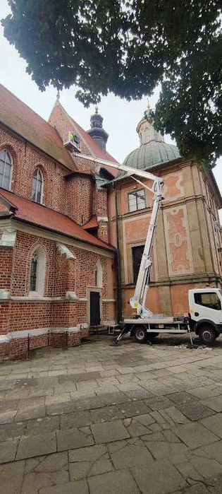 Malowanie dachów, usługi podnosnikiem koszowym 20m